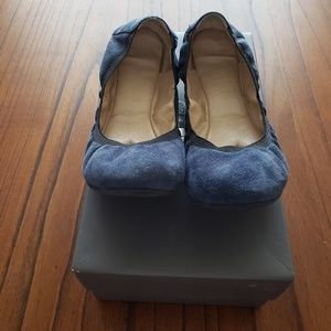 Vince Camuto Flats